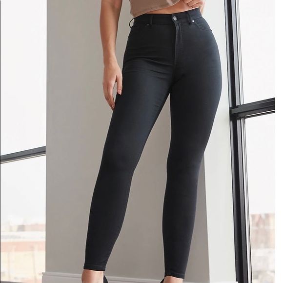 Express NWT Curvy Black Skinny Jeans Petite / Short - Picture 4 of 6